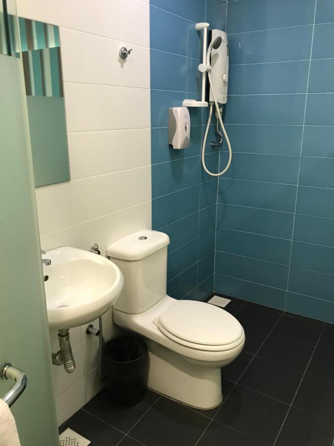 Goody Hotel Johor Bahru Luaran gambar