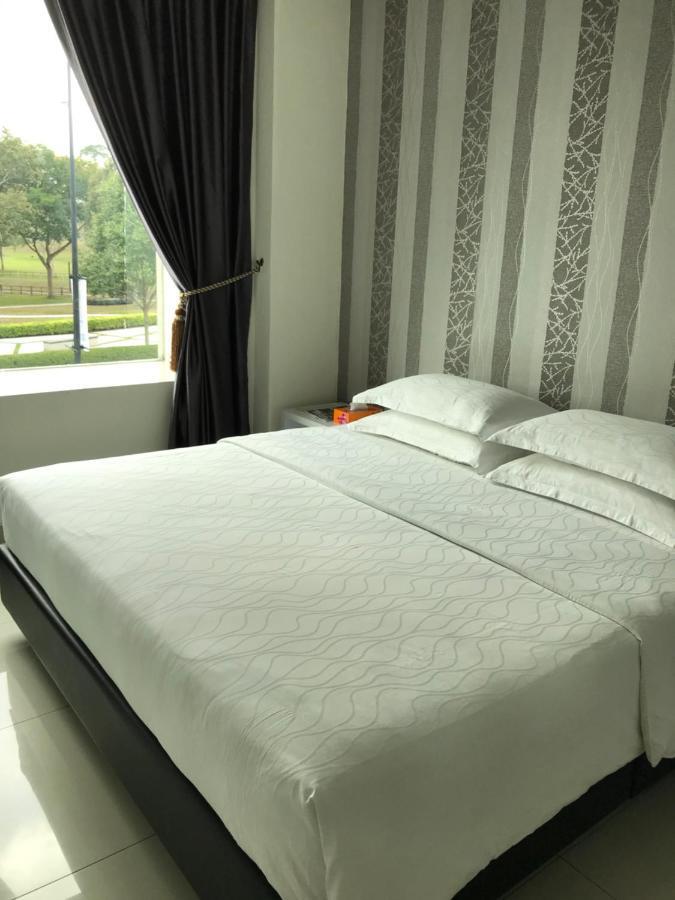 Goody Hotel Johor Bahru Luaran gambar