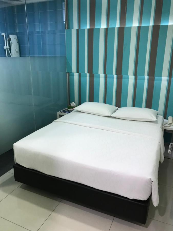 Goody Hotel Johor Bahru Luaran gambar